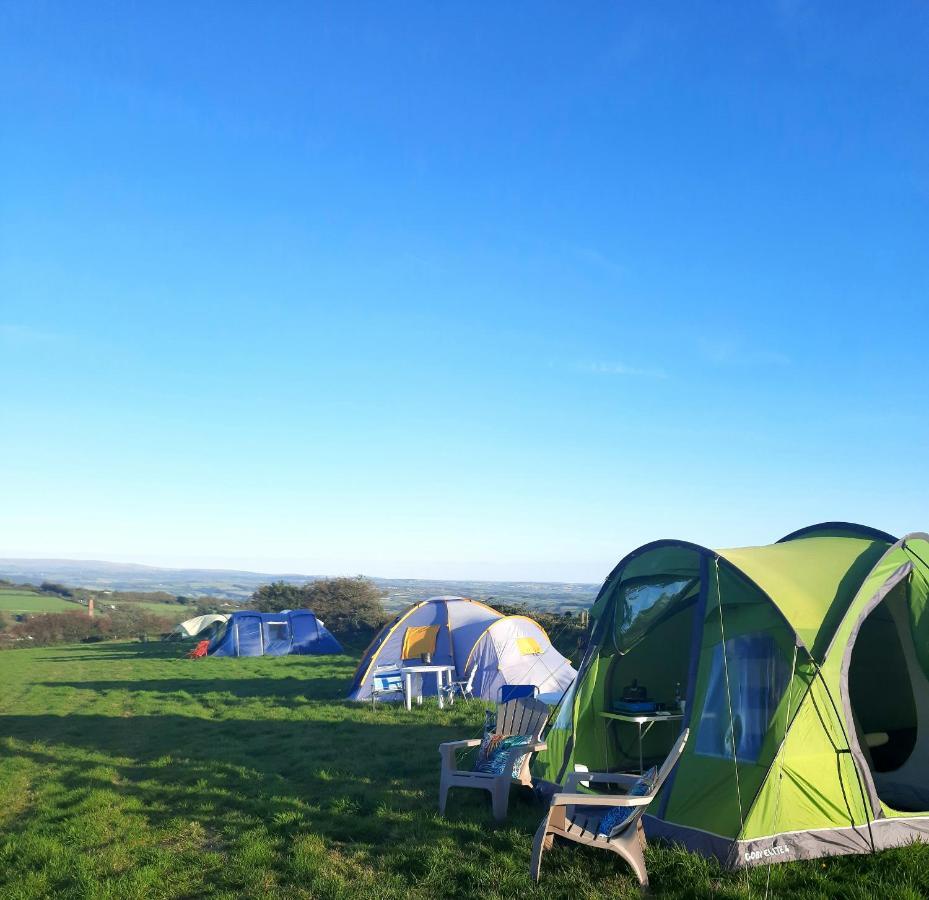Callington Summit Camping Kit Hill Cornwall Panoramic Views Grass Pitch From 15Pn Or Bella Bell Tent 75Pn מראה חיצוני תמונה