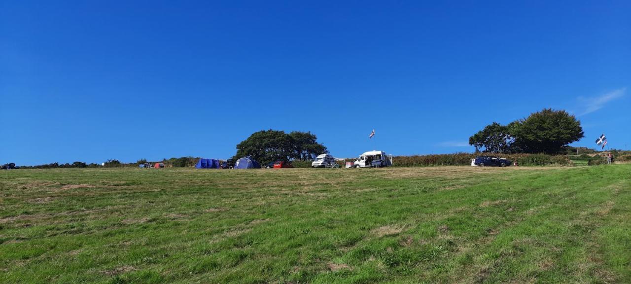 Callington Summit Camping Kit Hill Cornwall Panoramic Views Grass Pitch From 15Pn Or Bella Bell Tent 75Pn מראה חיצוני תמונה