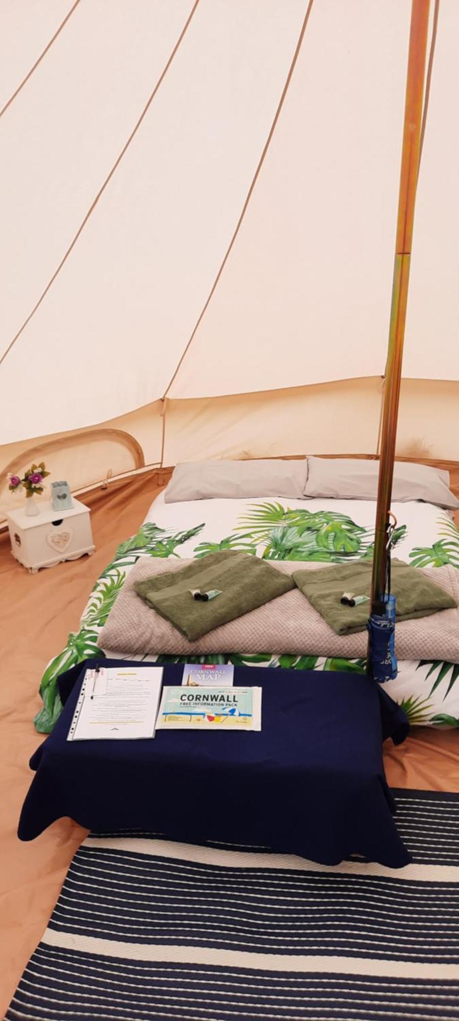 Callington Summit Camping Kit Hill Cornwall Panoramic Views Grass Pitch From 15Pn Or Bella Bell Tent 75Pn מראה חיצוני תמונה